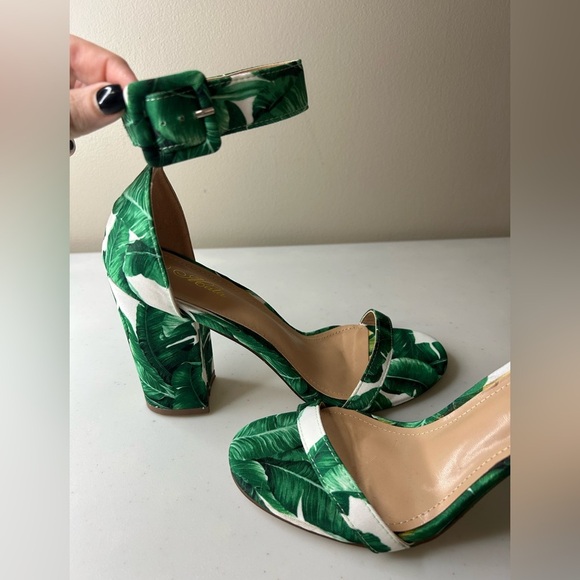 Mata Lopez Floral Ankle Strap Palm Tree Gorgeous Block Heels Size 8.5 - Picture 9 of 12